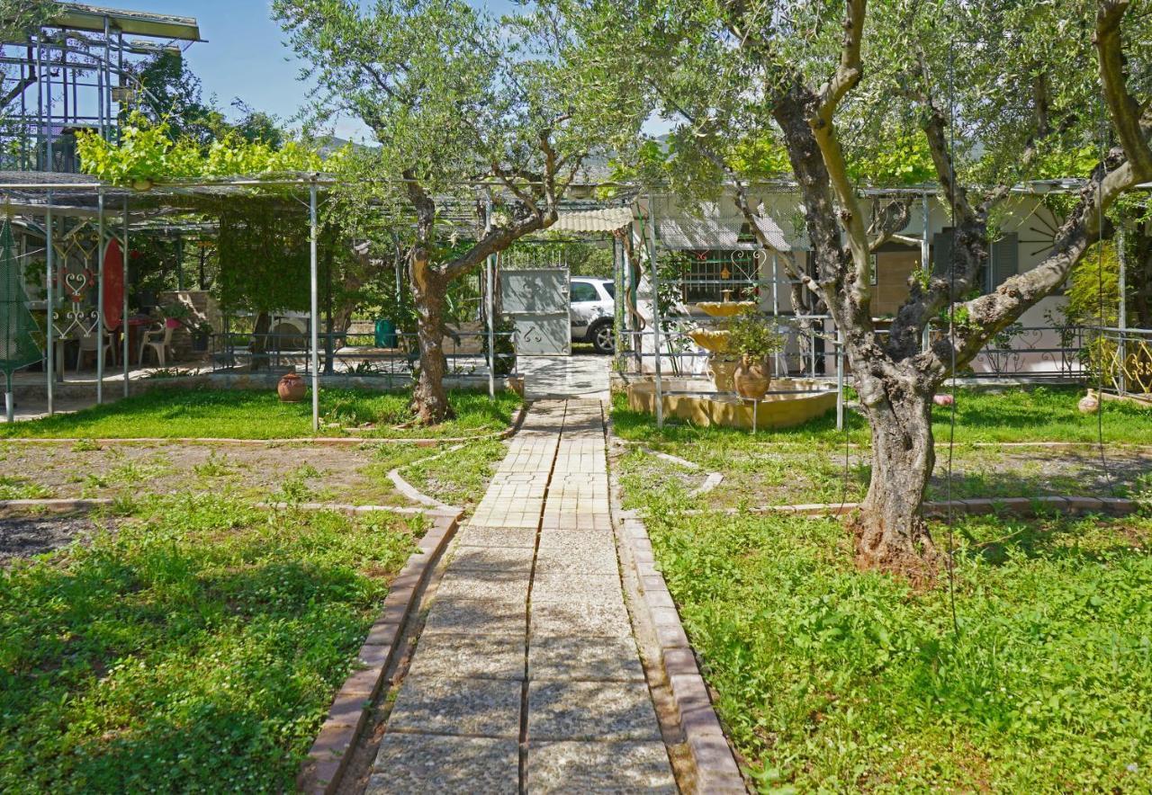 Veni Olive House Villa Kalamata Exterior foto